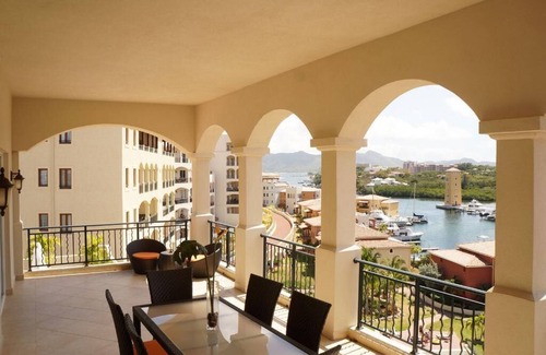 Point Blanche Condo | Beautiful 3 bedroom condo, Syriana with private pool deck at Porto Cupecoy.
