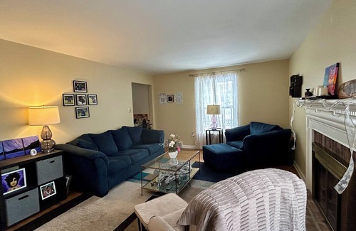 Oakmont House | Beautiful 3-bedroom house with WiFi, AC in fantastic Oakmont