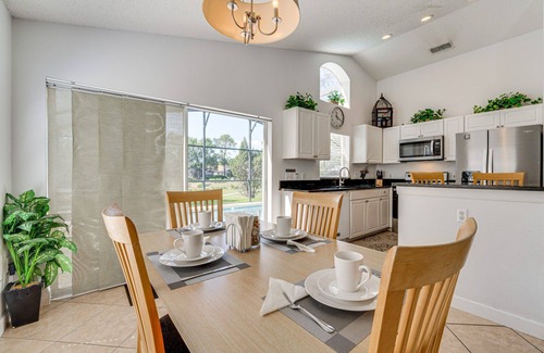 Haines City House | Beautiful 3-bedroom house, with private pool, facing golf course