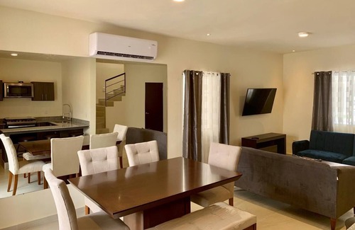 Puerto Juarez House | Beautiful 3 BR/3.5 bath Home@Selvanova