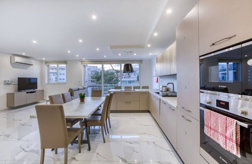 Tal-Ibrag Apartment | Beautiful 3BR APT with Private Balcony in Swieqi