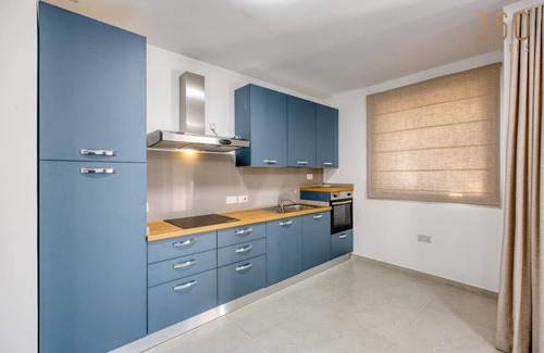 Mellieha Apartment | Beautiful 3BR Apt with Balcony & Roof Pool Access
