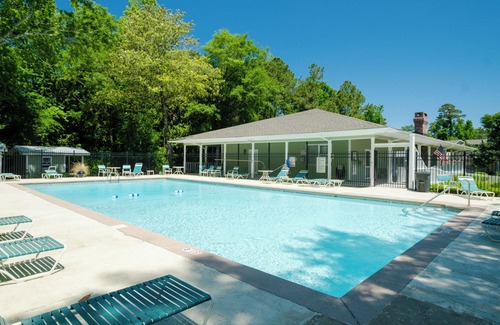 Wilmington House | Beautiful 3BR Lions Gate townhome w/pool only minutes from Wrightsville Beach!