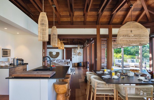 Pointe Milou Villa | Beautiful 4-bedroom bohemian-style villa with sea view, perfect for sunset lover