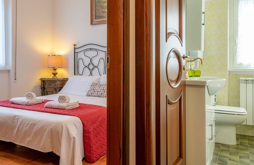 Limonta Apartment | Beautiful 4-Bed Apartment in Limonta