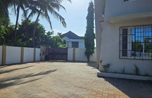 Mbezi Beach Villa | Beautiful 4-Bed Villa in Dar es Salaam, Tanzania