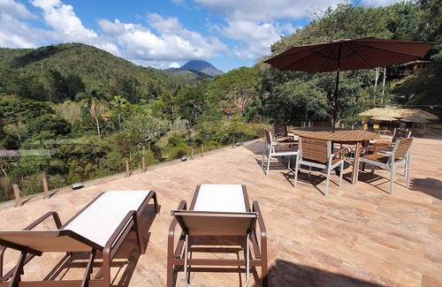 Posse House | Beautiful 4 bedroom country house in the mountains with pool, playroom and more