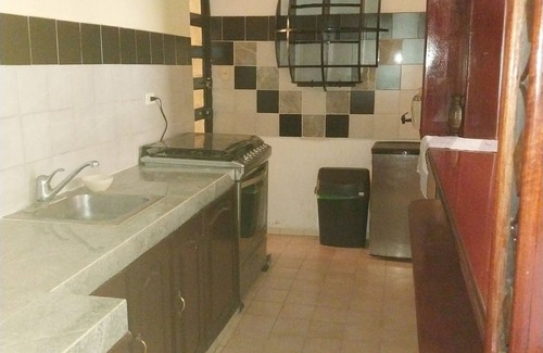 Merida Municipality House | Beautiful 4 bedroom house with A/C, TV, internet and 4 individual bathrooms.