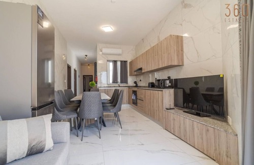 Tarxien Apartment | Beautiful 4BR penthouse with large terrace w/WIFI