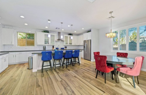 Las Vegas House | Beautiful 5 bedroom home for long term stays