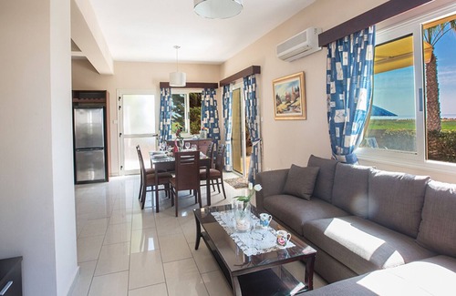 Ayia Thekla Villa | Beautiful 5 Star Holiday Villa in a Prime Location in Sotira