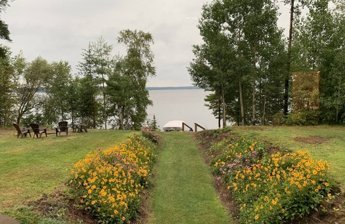 Tomahawk House | Beautiful 6 bedroom 3 bath lake front home with view of Lake Nokomis!