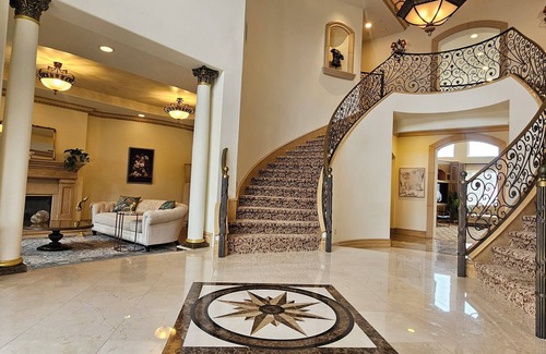 Arcadia House | Beautiful 7,000 sqft Mansion in the heart of Arcadia