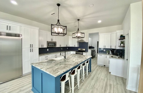 San Luis Beach House | Beautiful 8Bed/7Bath Beach View Home for the entire Family