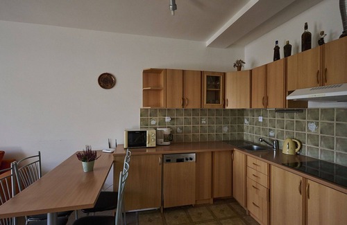 Albrechtice v Jizerskych horach Apartment | Beautiful apartment for 4 guests with WIFI, TV, balcony and parking