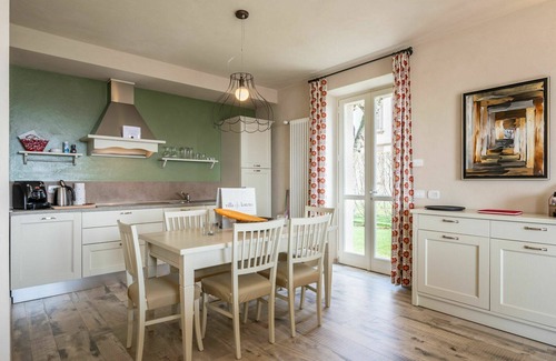 Costigliole d'Asti House | Beautiful apartment in villa for 5 people with A/C, pool, WIFI, TV, patio and panoramic view