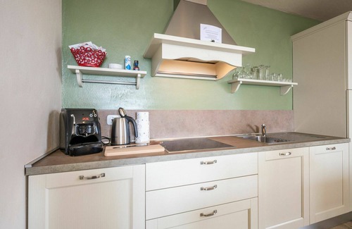 Costigliole d'Asti House | Beautiful apartment in villa for 5 people with A/C, pool, WIFI, TV, patio and panoramic view