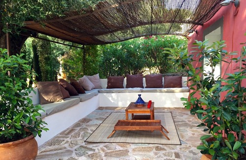 Barrettali Villa | Beautiful air-conditioned character house with large sea view terrace.