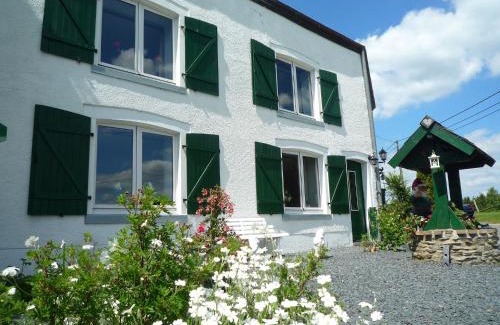 Engreux House | Beautiful and Authentic Cottage
