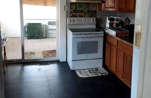 Concord House | Beautiful and cozy 4bedroom 2.5bath walk to uptown Concord. large oak trees