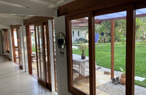 Itamambuca House | Beautiful and cozy with a lovely garden