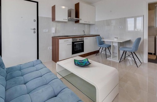 Starigrad Apartment | Beautiful and modern apartment with stunning sea views.