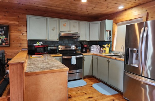 Lamoine Cottage | Beautiful and modern cape style cottage nested along the Jordan Tidal River.