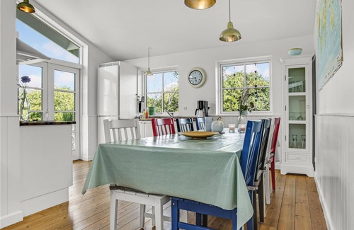 Vang House | Beautiful and modern furnished luxury holiday home with many nice details, good light and open beams