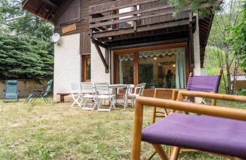 Abries Ski Chalet | Beautiful and spacious mountain chalet in Queyras - Abriès. Pet friendly!