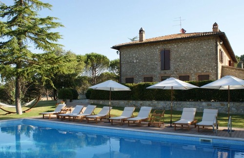 Rosceto Villa | Beautiful and spacious 2-storey villa in the beautiful Umbria with private pool