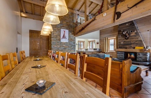 Val-d'Isere Ski Chalet | Beautiful and warm cottage in Val d’isère