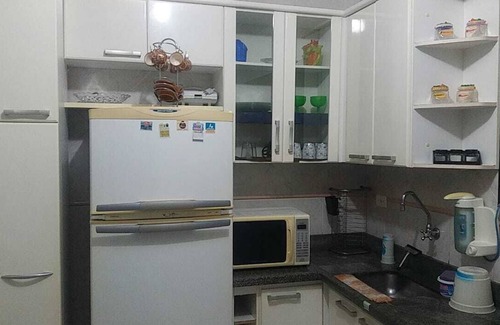 Tupi Apartment | Beautiful Ap for 7 people w/suite, balcony, screen protection, garag, wi-fi and beach kit