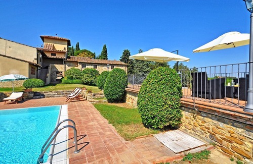 San Casciano in Val di Pesa Apartment | Beautiful apartment with A/C, WIFI, pool, TV, pets allowed and parking, close to Greve In Chianti