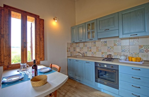 Monteroni d'Arbia Apartment | Beautiful apartment for 2 guests with pool, WIFI and panoramic view, close to Siena