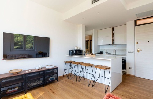 Cisano sul Neva Apartment | Beautiful apartment for 4 people with A/C
