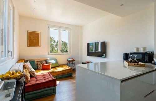 Cisano sul Neva Apartment | Beautiful apartment for 4 people with A/C