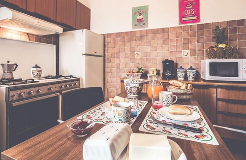 Pergine Valdarno Apartment | Beautiful apartment for 4 people with WIFI, TV and patio, close to Arezzo