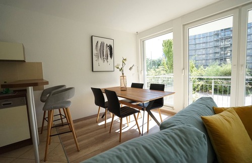 Zentrum-West Apartment | *beautiful Apart with huge terrace/2 rooms in the centre/ground floor WE08