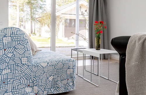 Saltsjo Boo Apartment | Beautiful apartment with sea view & outdoor space