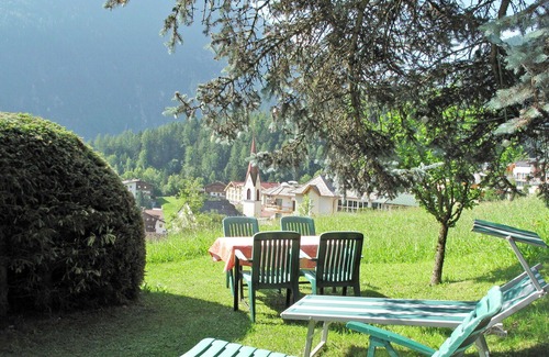 Finkenberg Apartment | Beautiful apartment for 5 guests with WIFI, TV, terrace and parking