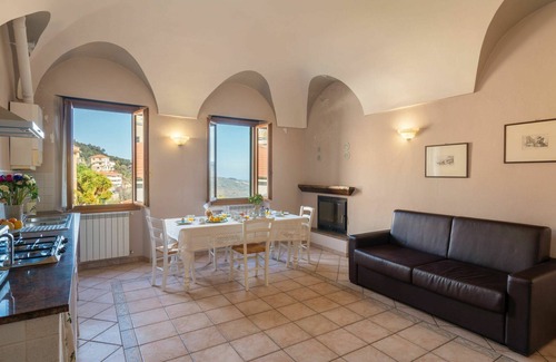 Pietrabruna Apartment | Beautiful apartment for 4 people with WIFI and TV