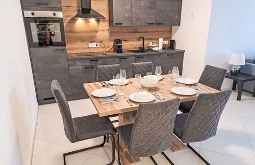 Sekirn Apartment | Beautiful apartment for 6 people with WIFI, TV and balcony