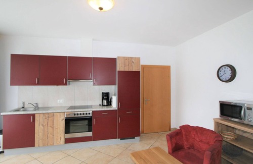 Stumm Apartment | Beautiful apartment for 10 guests with pool, WIFI, TV, terrace and pets allowed