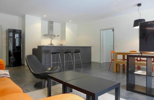 Central Interlaken Apartment | Beautiful apartment for 4 people with WIFI, TV, balcony, panoramic view and parking