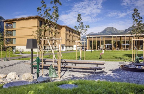 Meiringen Apartment | Beautiful apartment for 6 guests with WIFI, TV, terrace, pets allowed and parking
