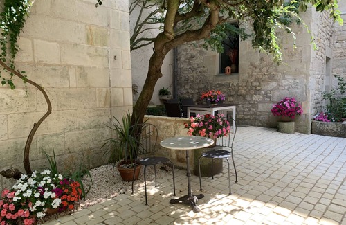 Saintes Apartment | Beautiful apartment close to the riverfront