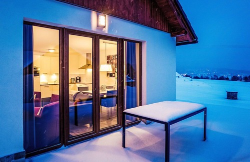 Lipno nad Vltavou House | Beautiful apartment in villa for 6 people with WIFI, TV, terrace and pets allowed