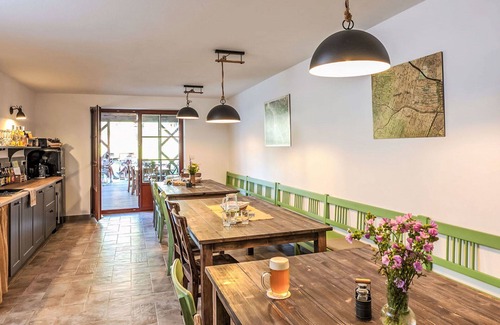 Horni Plana Apartment | Beautiful apartment for 4 guests with WIFI, terrace, pets allowed and parking