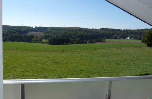 Riegenroth Apartment | Beautiful apartment with stunning views of the valley and a large play area