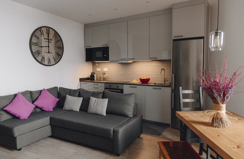 Gothic Quarter Apartment | Beautiful Apartment on Las Ramblas | Sea Views